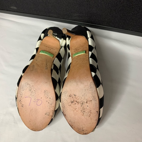 - EUC L.A.M.B. BLACK AND WHITE STILLETOS SIZ… - Picture 5 of 6